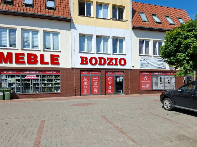 Piłsudskiego 35-37
