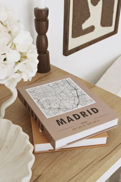 Książka dekoracyjna City Books 1 Madrid
